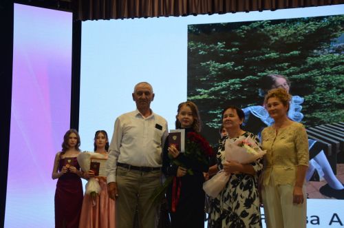Районда чыгарылыш кичәләре үтте (2 бүлек)
