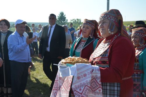 Ләкедә үткән Питрау бәйрәменнән фоторепортаж
