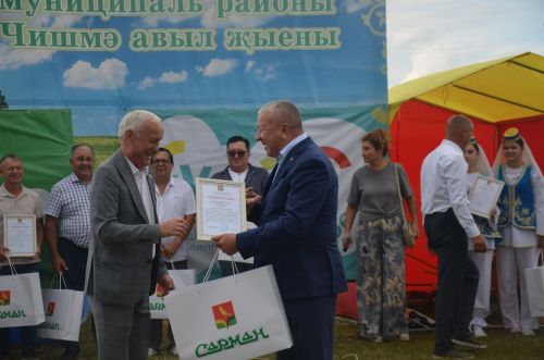 Фоторепортаж с праздника села в деревне Буралы-Чишма