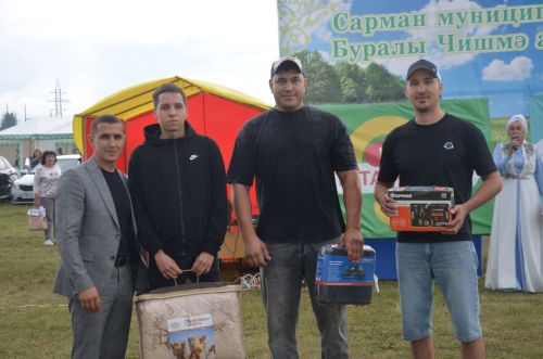 Фоторепортаж с праздника села в деревне Буралы-Чишма