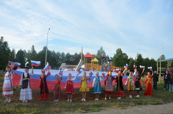 Районда Россия көнен билгеләп үттеләр