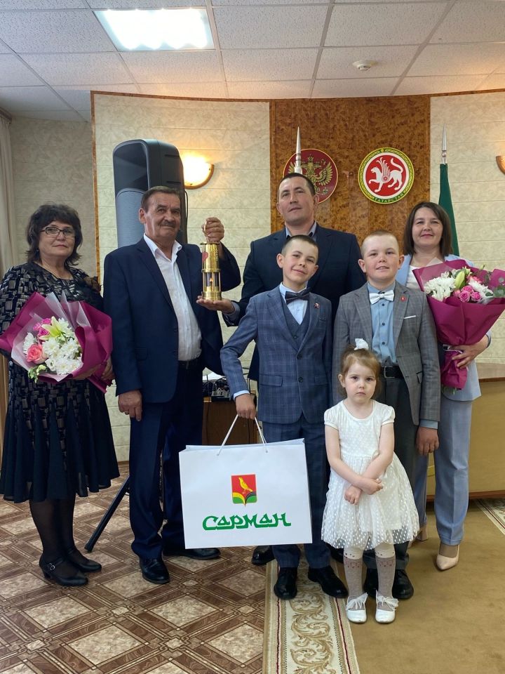 Гаилә учагы капсуласы бүген Әлмәт шәһәренә китте