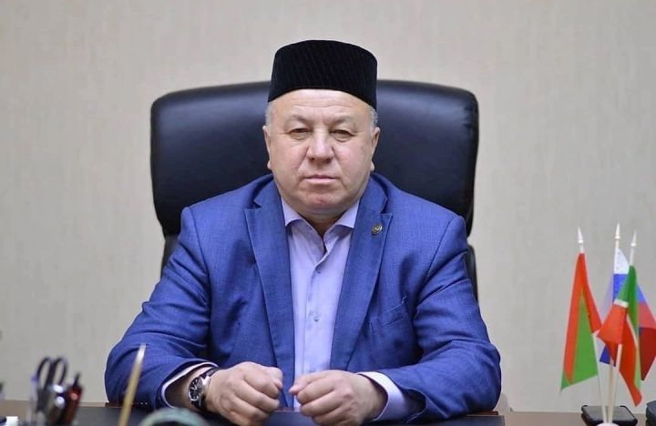 Сарман муниципаль районы башлыгы Фәрит Хөснуллин сарманлыларга Корбан гаете уңаеннан котлау сүзләрен җиткерә
