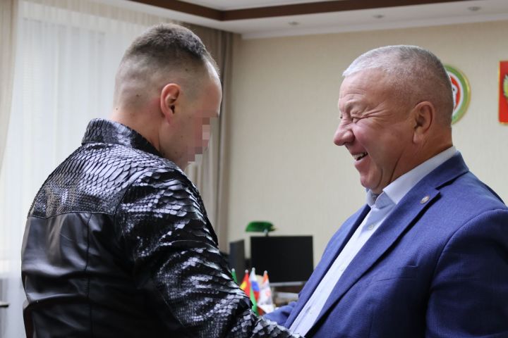Боец СВО приехал в родной район в краткосрочный отпуск