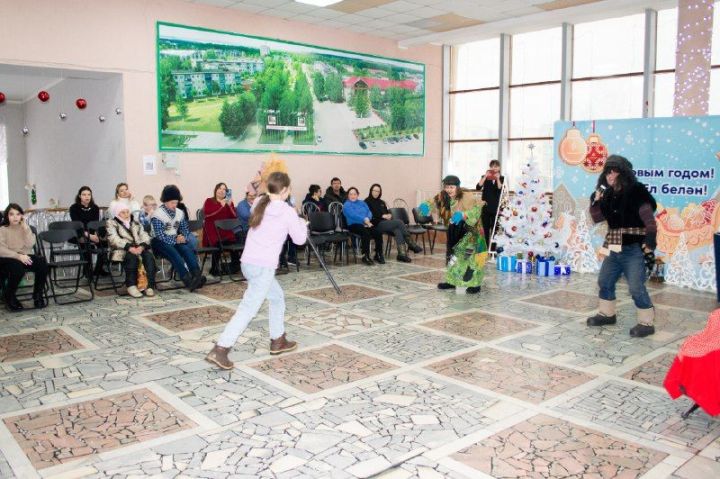 В Джалиле устроили новогоднюю сказку для особенных детей