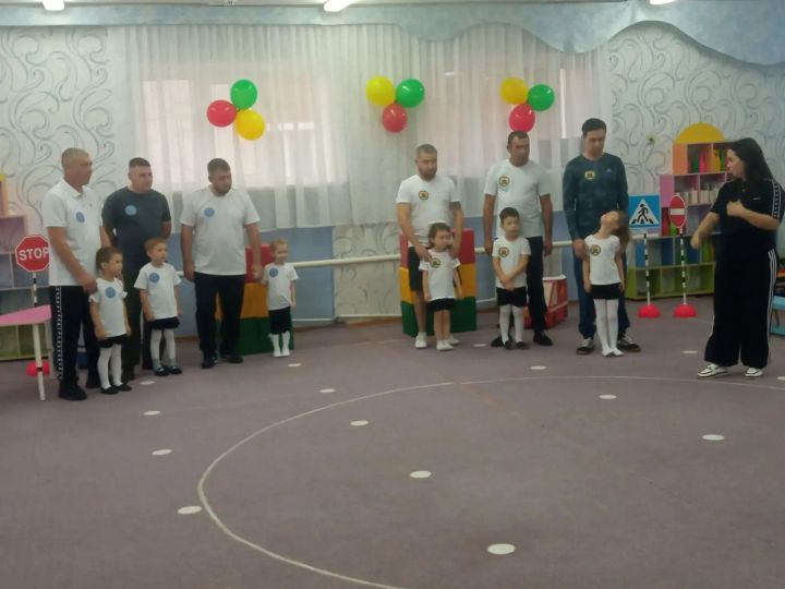 В Джалильском детском саду «Теремок» состоялась игра «Папы на старте»