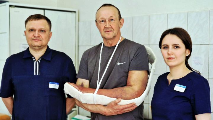 Чаллы табиблары кара елан тешләгән ир-атны коткарып калган