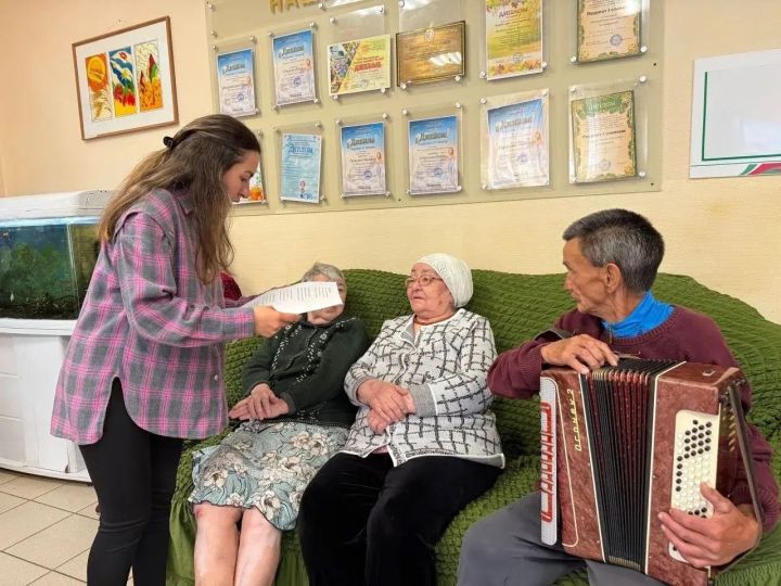 Подопечные Джалильского ДИПИ спели народные частушки