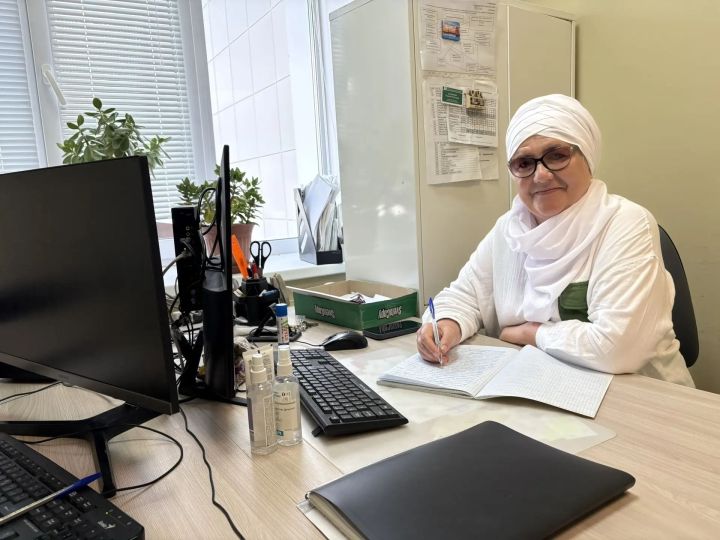 Сарман шәфкать туташы Розалия Сәгъдәтованың 46 еллык хезмәт стажы бар