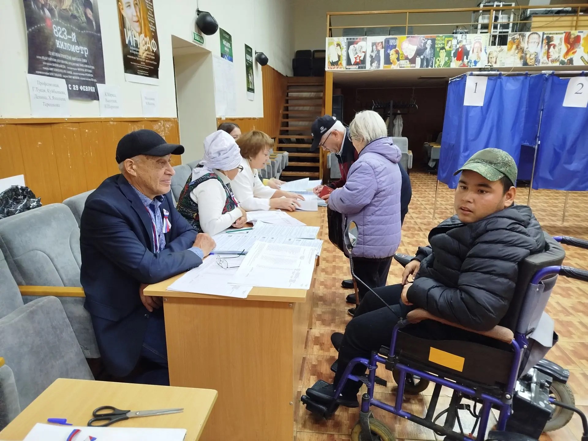 Марсель сайлауга бару өчен иртүк торган