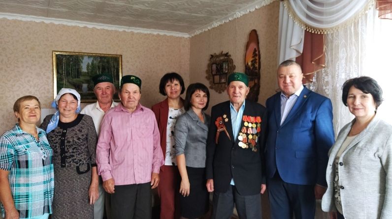 Ветерану Великой Отечественной войны Мизхату Халилову исполнилось 95 лет
