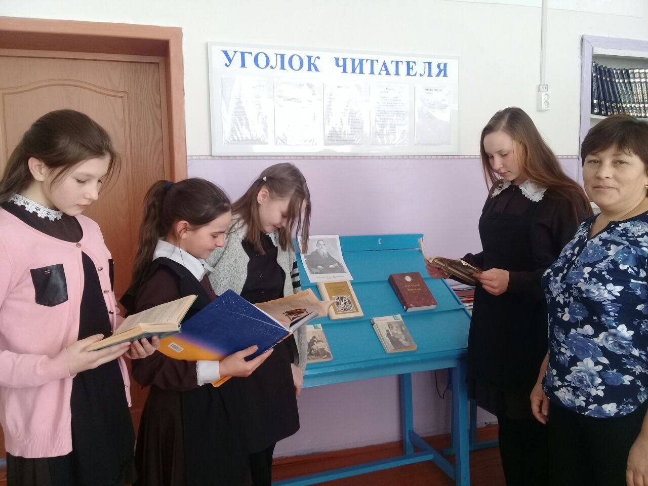 Учащиеся Александровской школы активно участвуют во внеклассных мероприятиях
