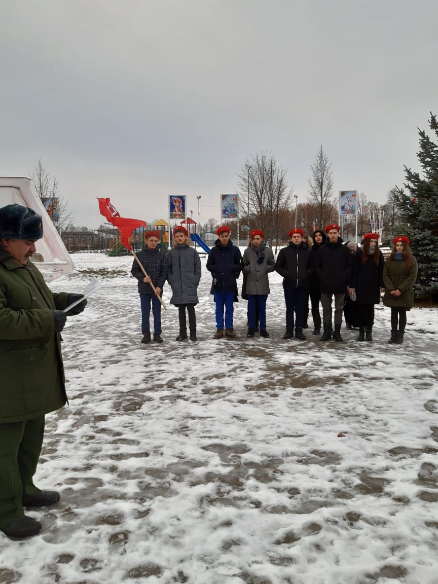 Бүген сарманлылар Ватан Геройлары көнен билгели