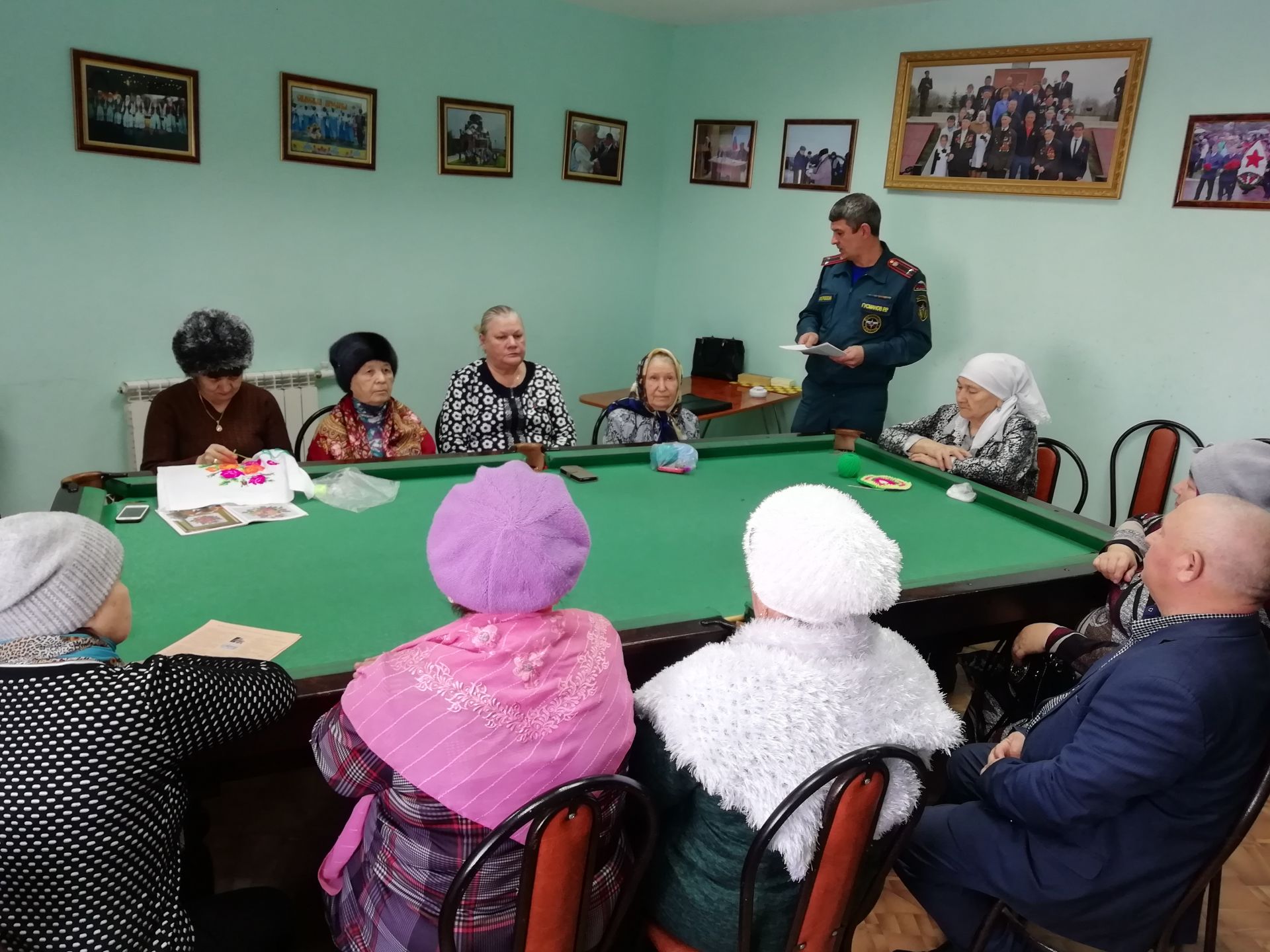 В районе состоялась встреча с пожилыми людьми