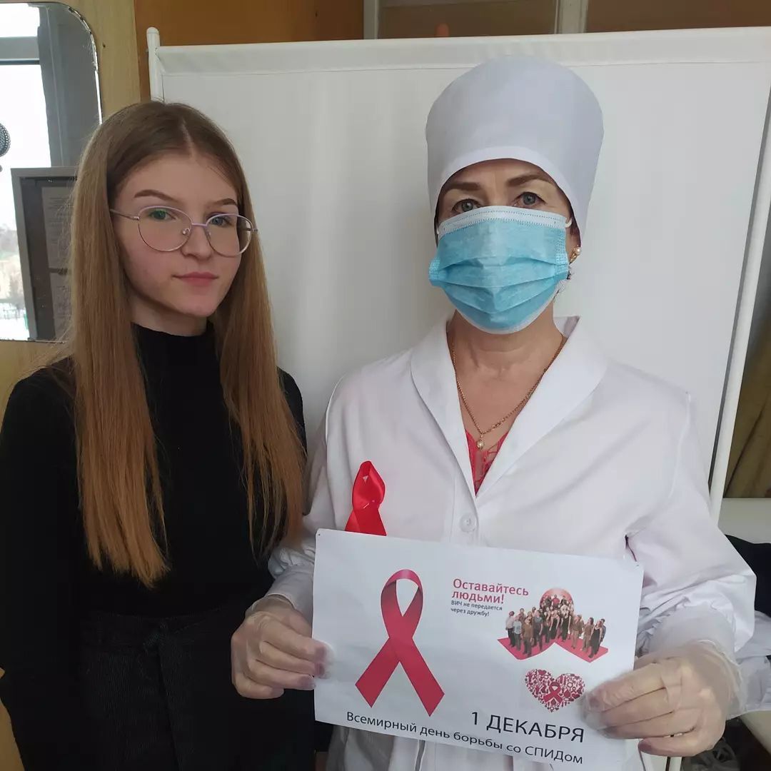 Учащиеся Джалильской школы N2 приняли участие в акции "Красная ленточка"