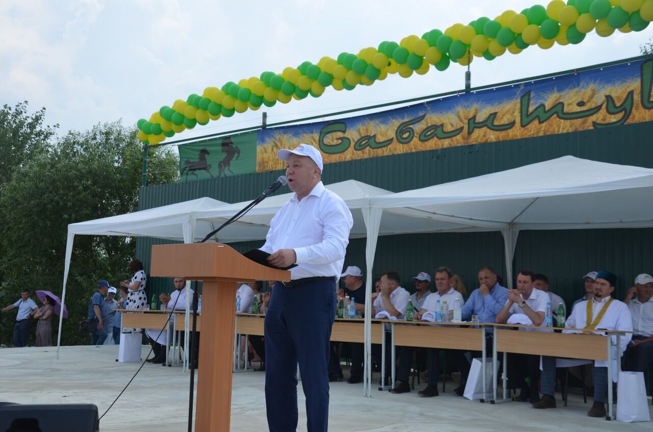 Сарман районы Урта Әләзән Сабан туенда Татарстанны тәкъдир итте