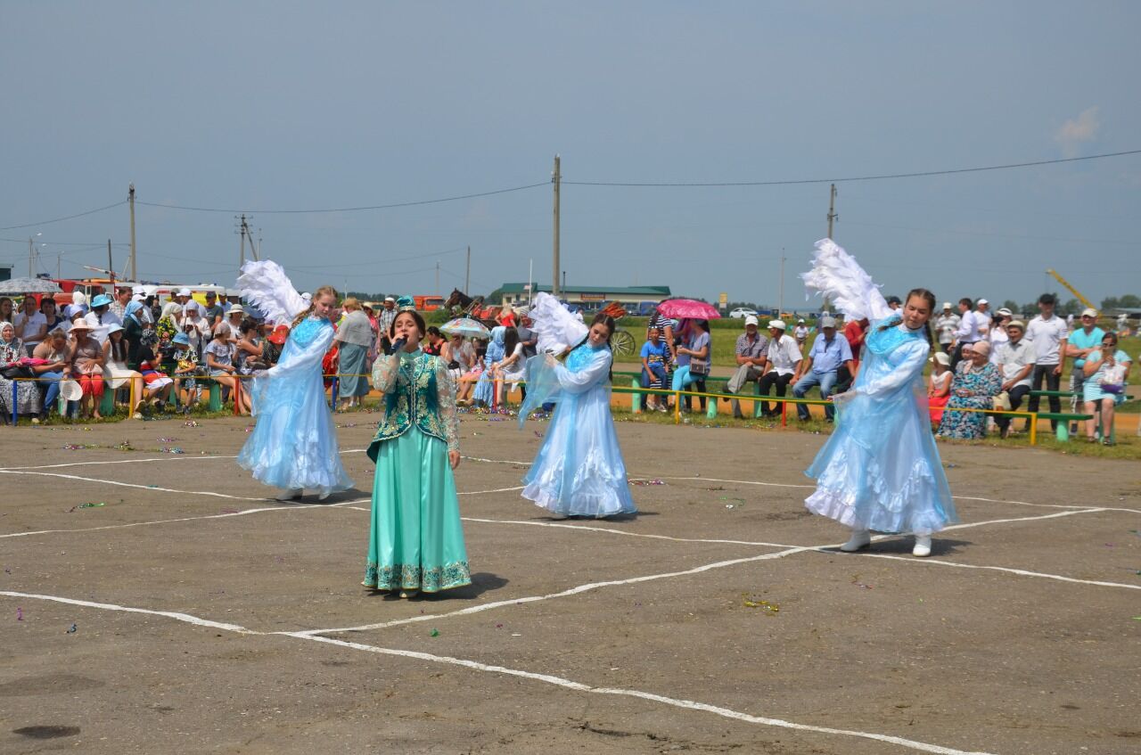 Сарман районы Урта Әләзән Сабан туенда Татарстанны тәкъдир итте