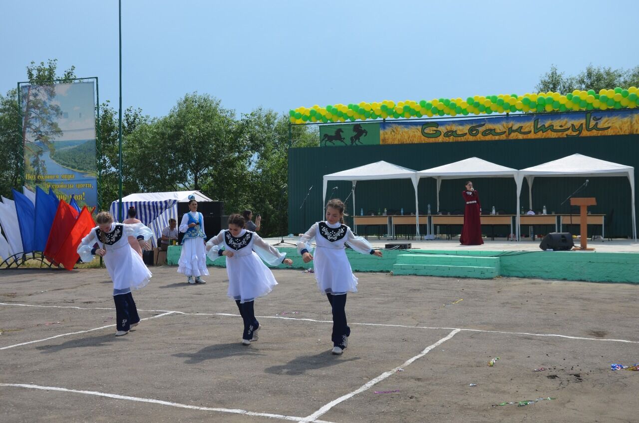 Сарман районы Урта Әләзән Сабан туенда Татарстанны тәкъдир итте