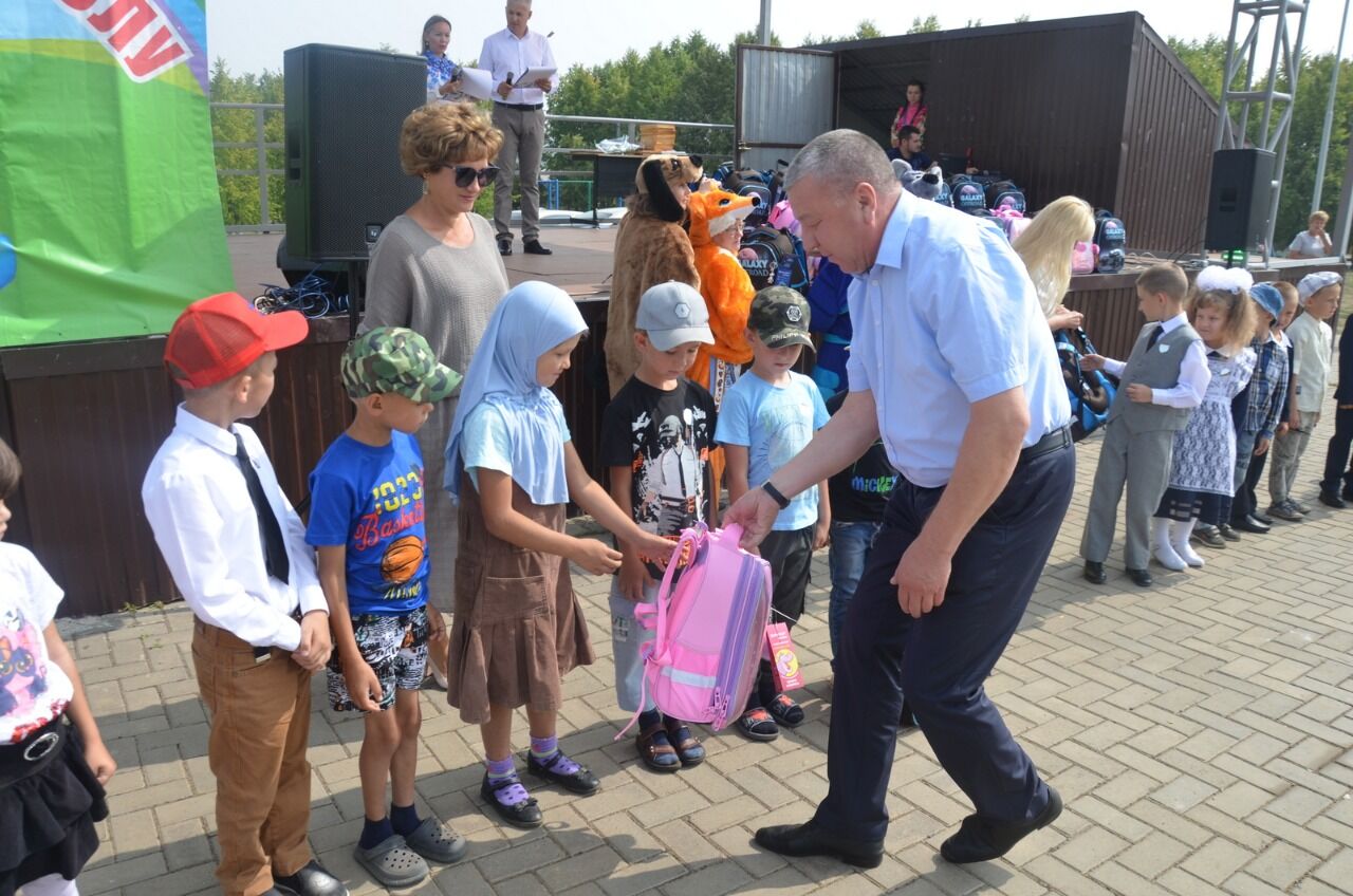 Районда «Мәктәпкә әзерләнергә ярдәм ит!» акциясе башланды