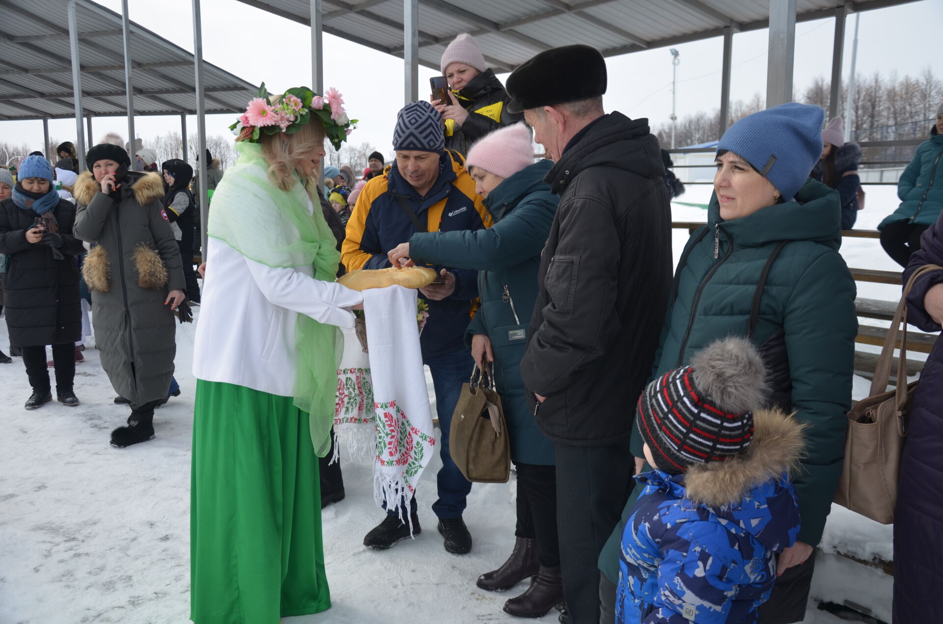 Сарман балалары Нәүрүзне каршы алдылар