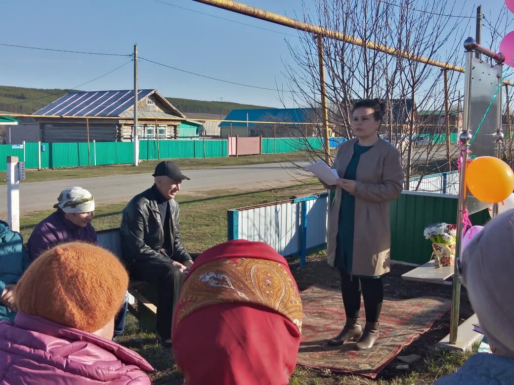 Шыгайда "Туган тел"не дүрт телдә җырлыйлар