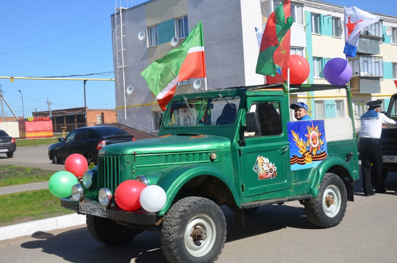 Сугыш елларын ретромашиналар да искә төшерде