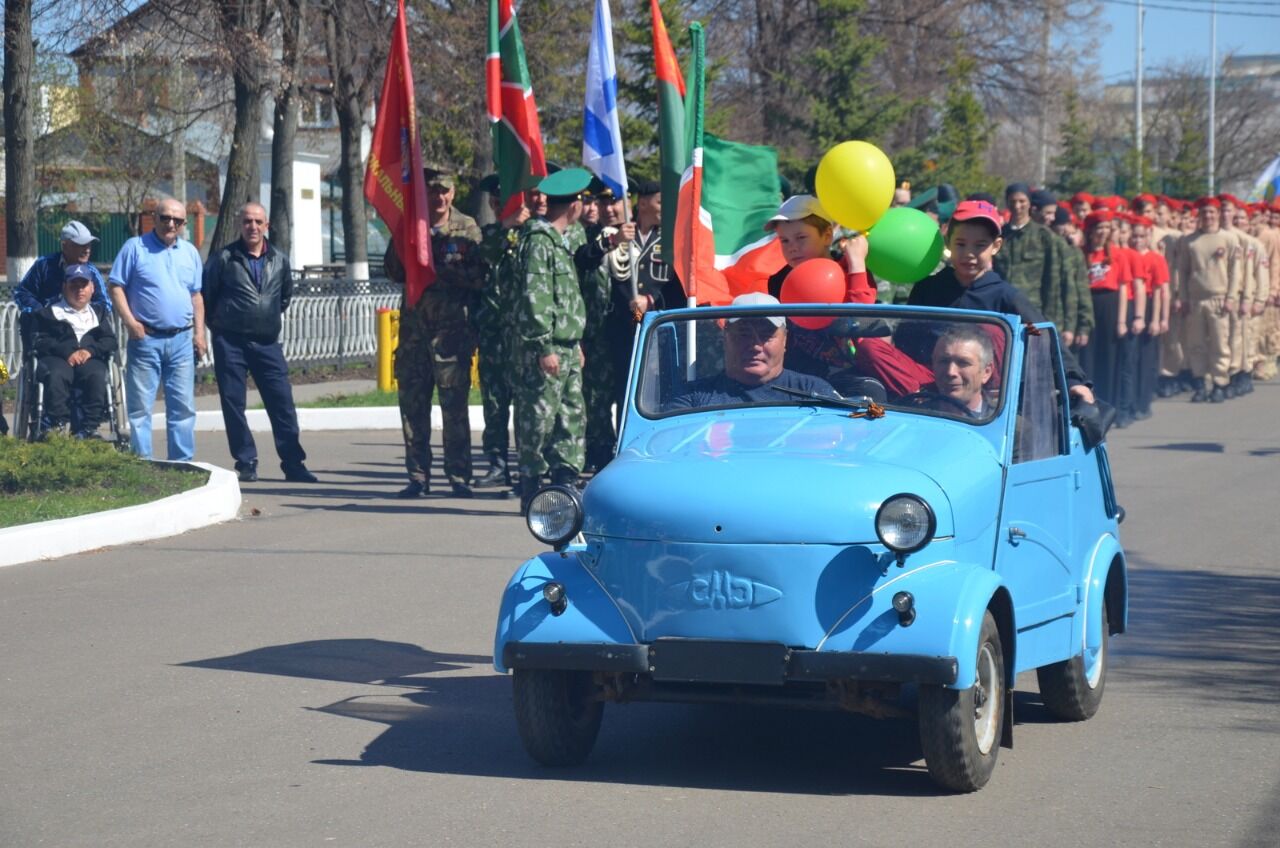 Сугыш елларын ретромашиналар да искә төшерде