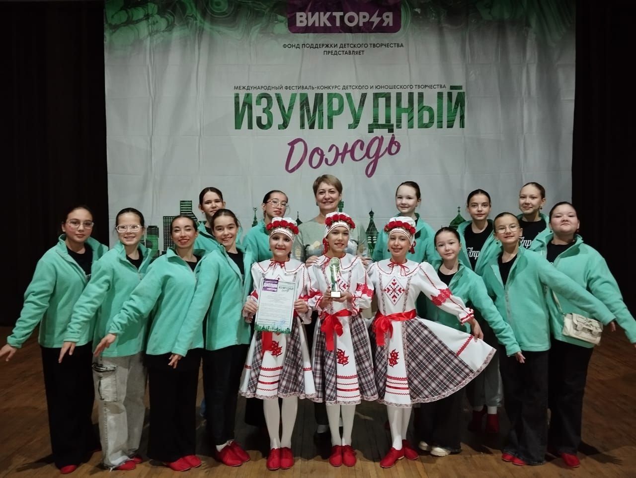 Хореографические коллективы Джалильского Дворца культуры покорили Набережные челны