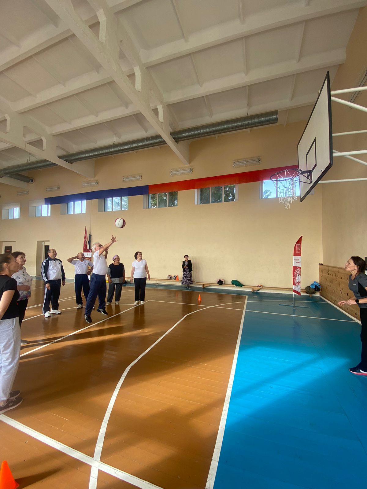 Ветераны района продемонстрировали спортивные навыки +ВИДЕОРЕПОРТАЖ