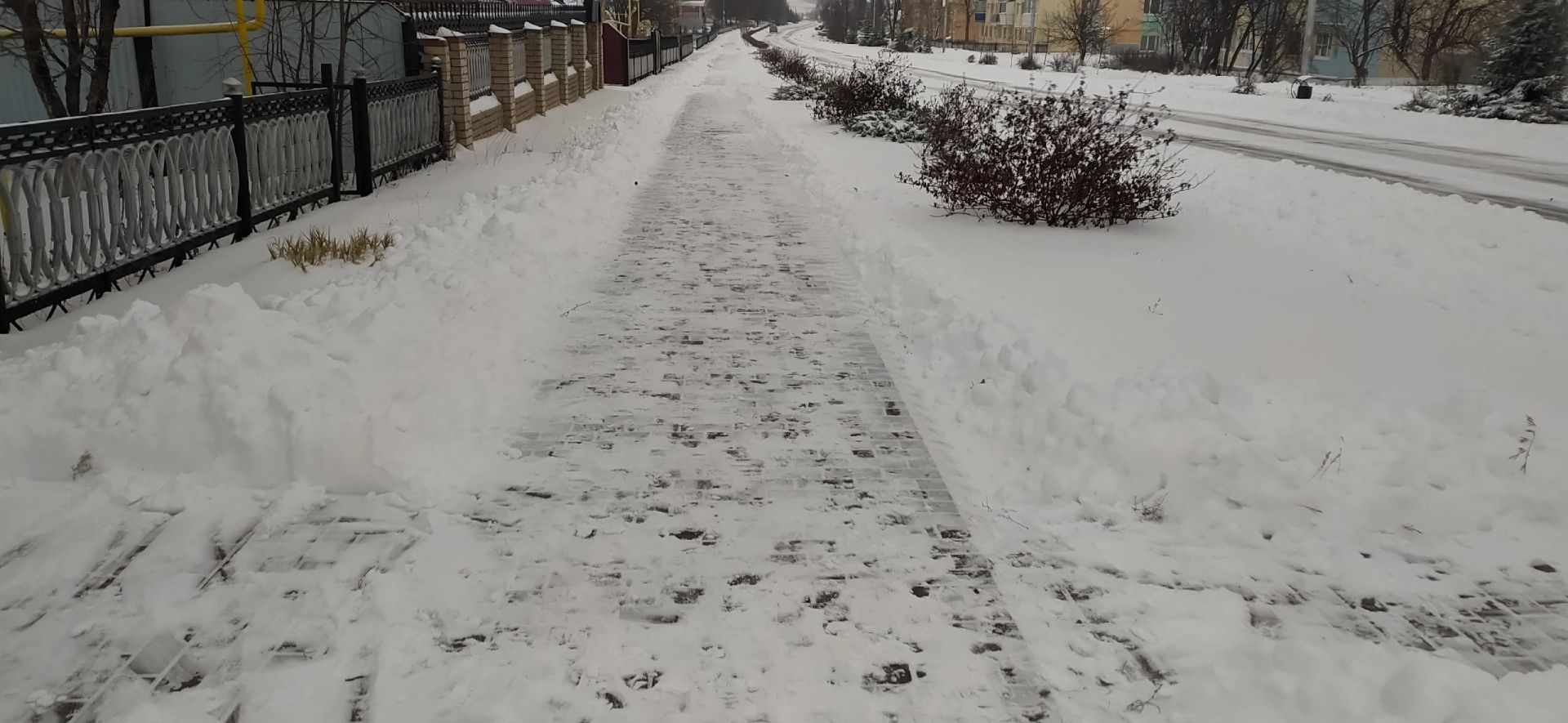 Сарман урамнарын кар басты