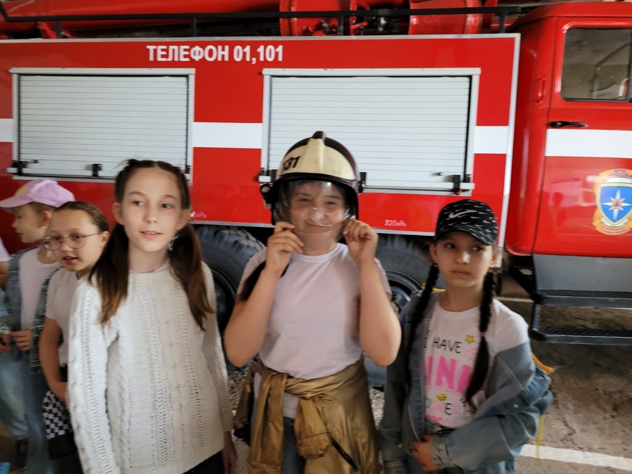 Ученики Сармановской СОШ побывали на экскурсии по пожарной части