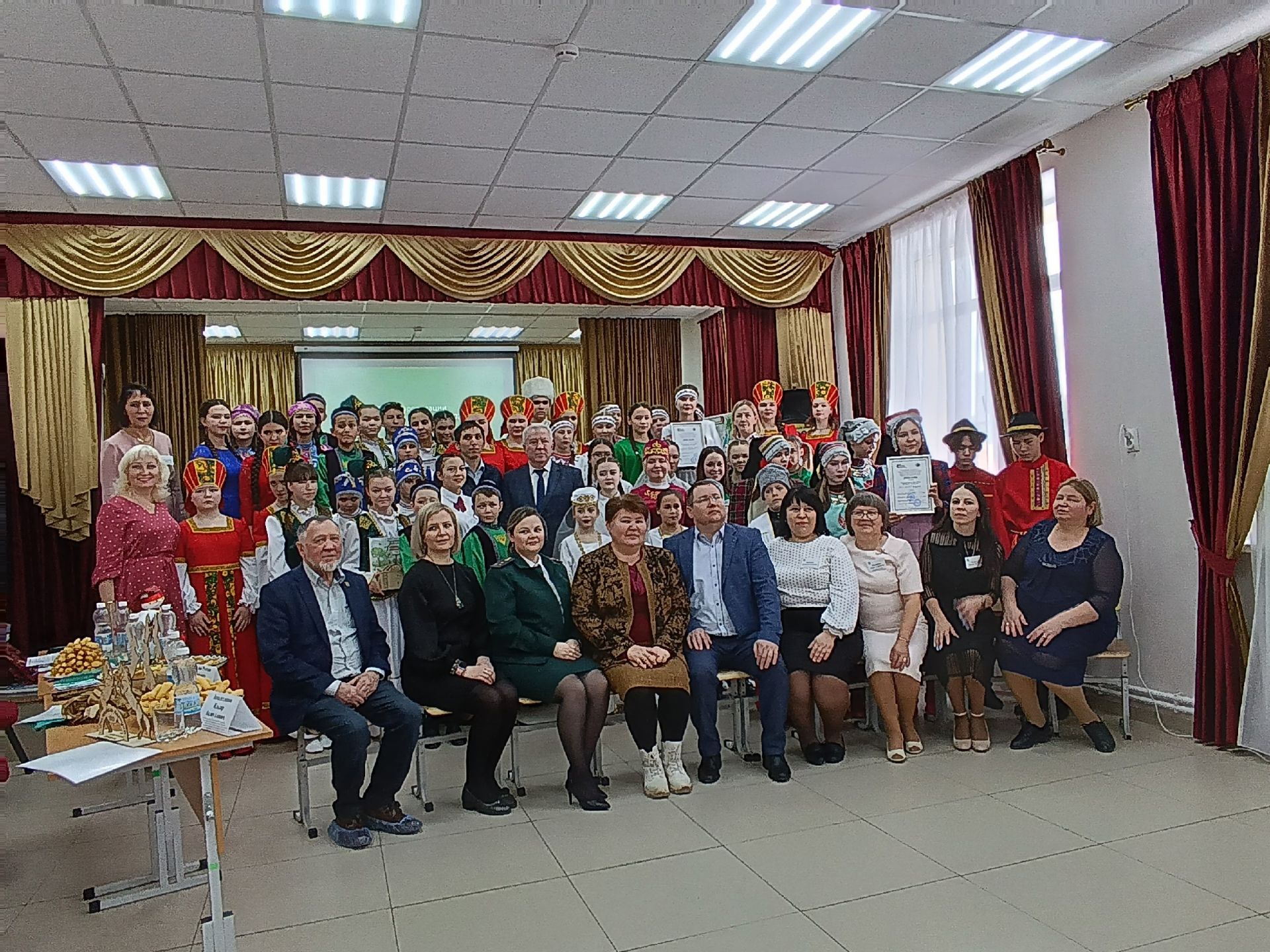 Ученики Карашай-Сакловской школы стали призерами республиканского фестиваля