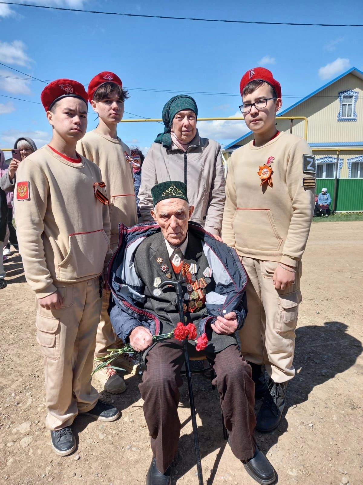 В парке 100-летия ТАССР по традиции посадили ели