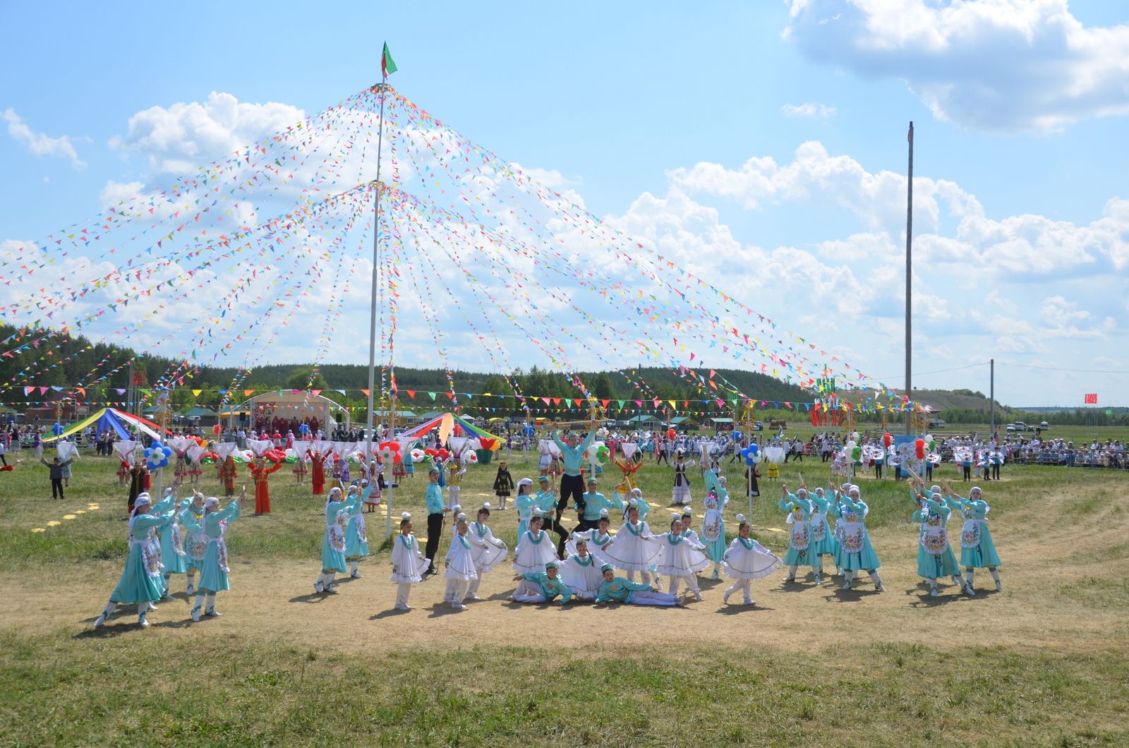 Район Сабан туе зур тантана төсендә башланды