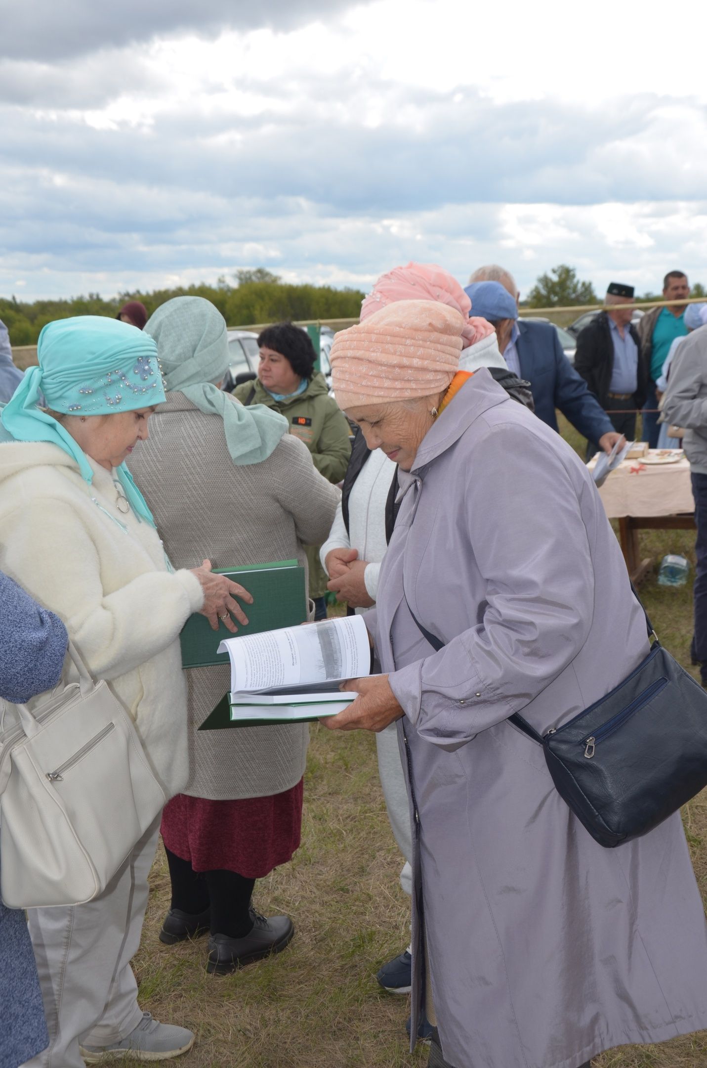 Яхшы Каранда авылдашлар очраштылар