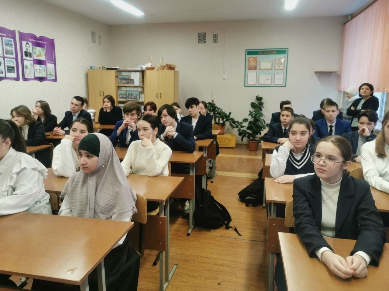 Учащиеся Джалильской СОШ N1 встретились с участником СВО