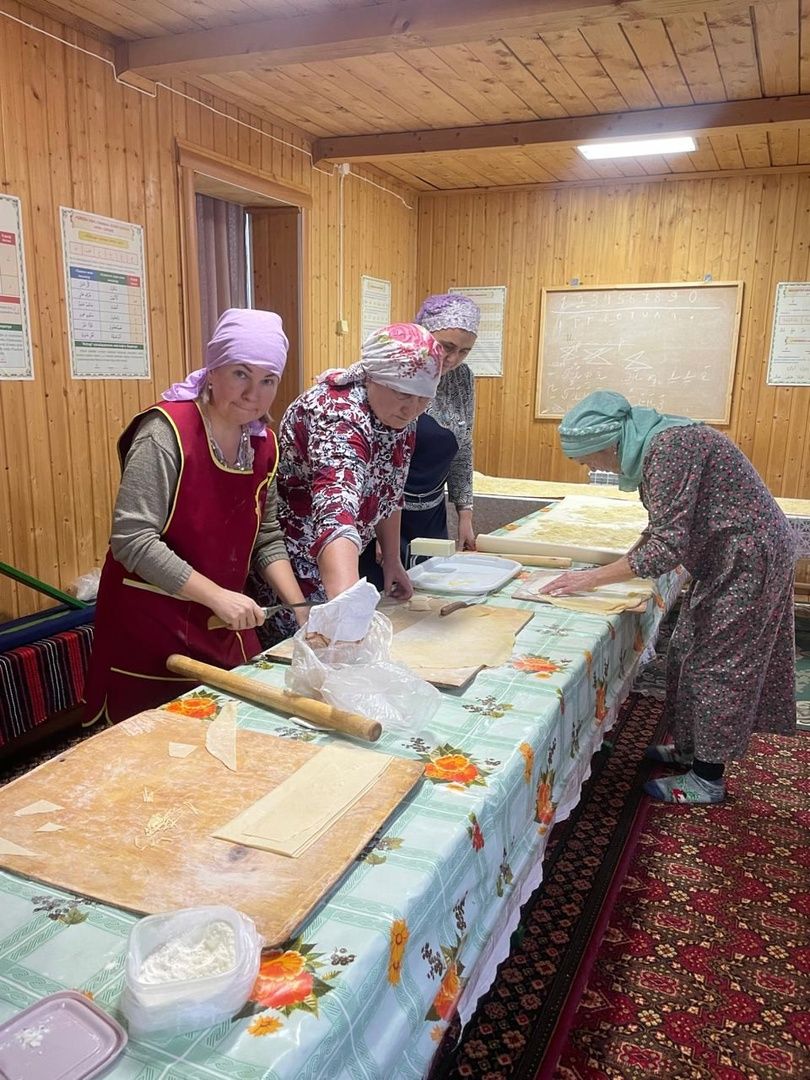 Работники центра «Шафкать» продолжают помогать бойцам СВО