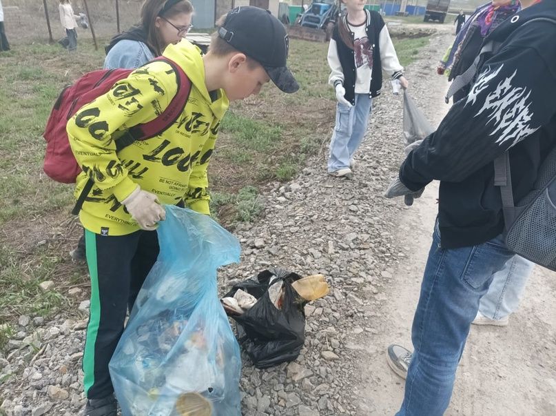 Учащиеся Петровскозаводской СОШ ответственно подходят к охране природы