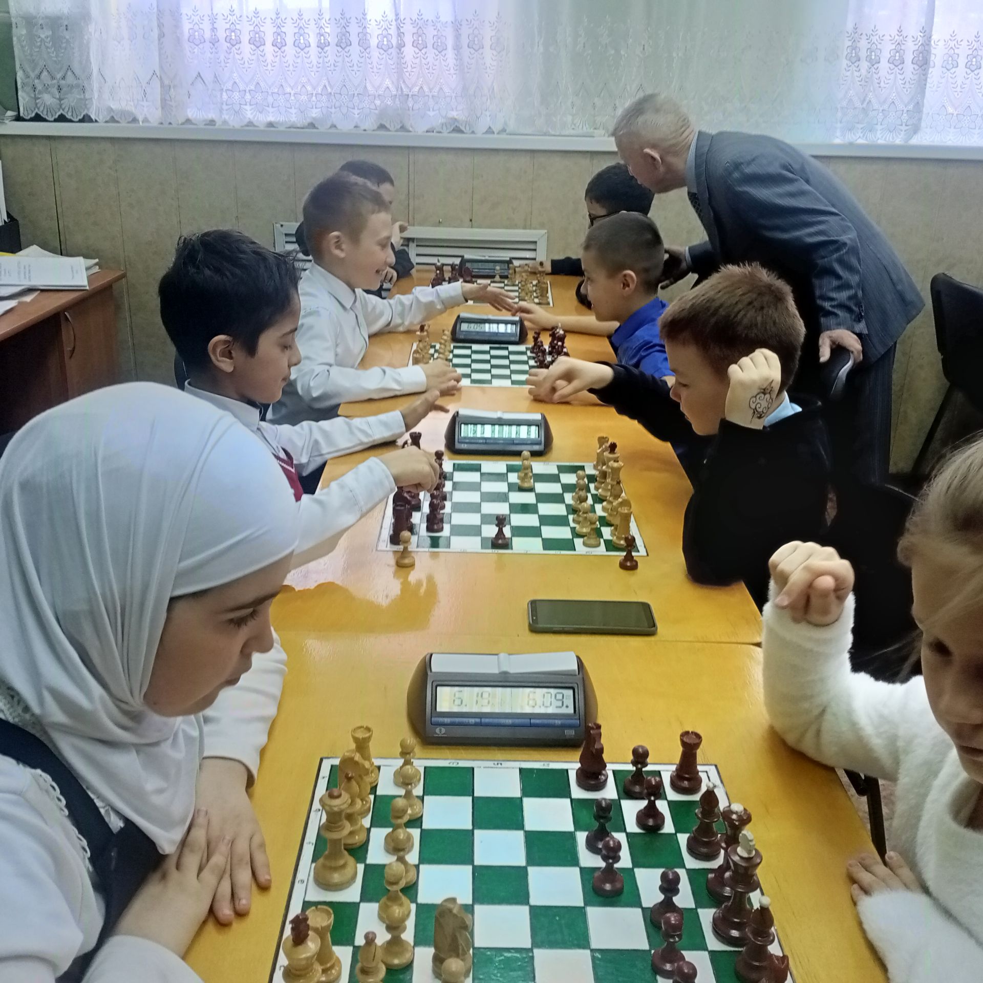 В Джалиле соревновались юные шахматисты