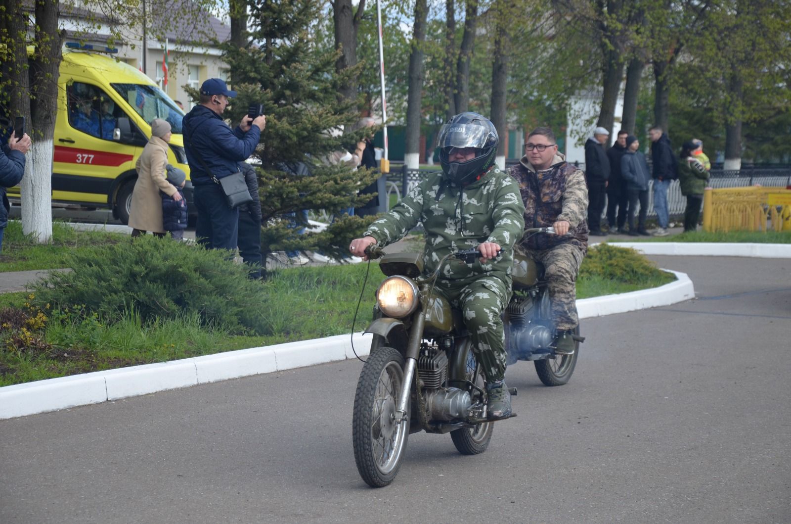 Ретромашиналар сугыш елларын искә төшерде