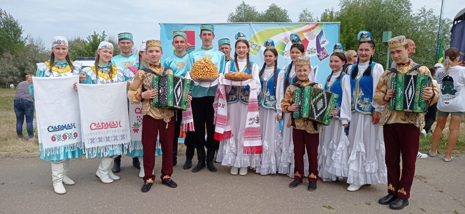 Бүген район башлыгы Фәрит Хөснуллин җитәкчелегендәге район делегациясе Саратов өлкәсе Сабан туенда катнашты