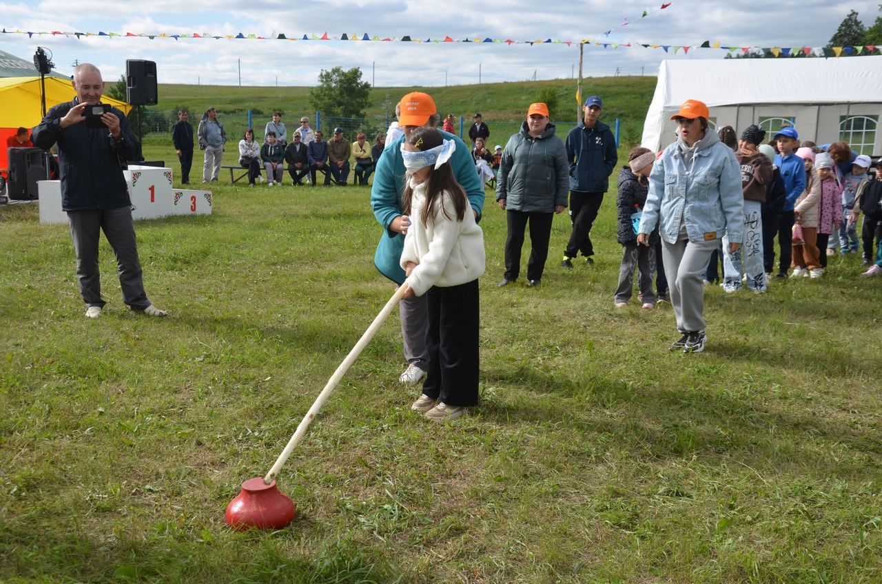 Кичә Ләке авылында Питрау гөрләде, Питрау чибәре ачыкланды