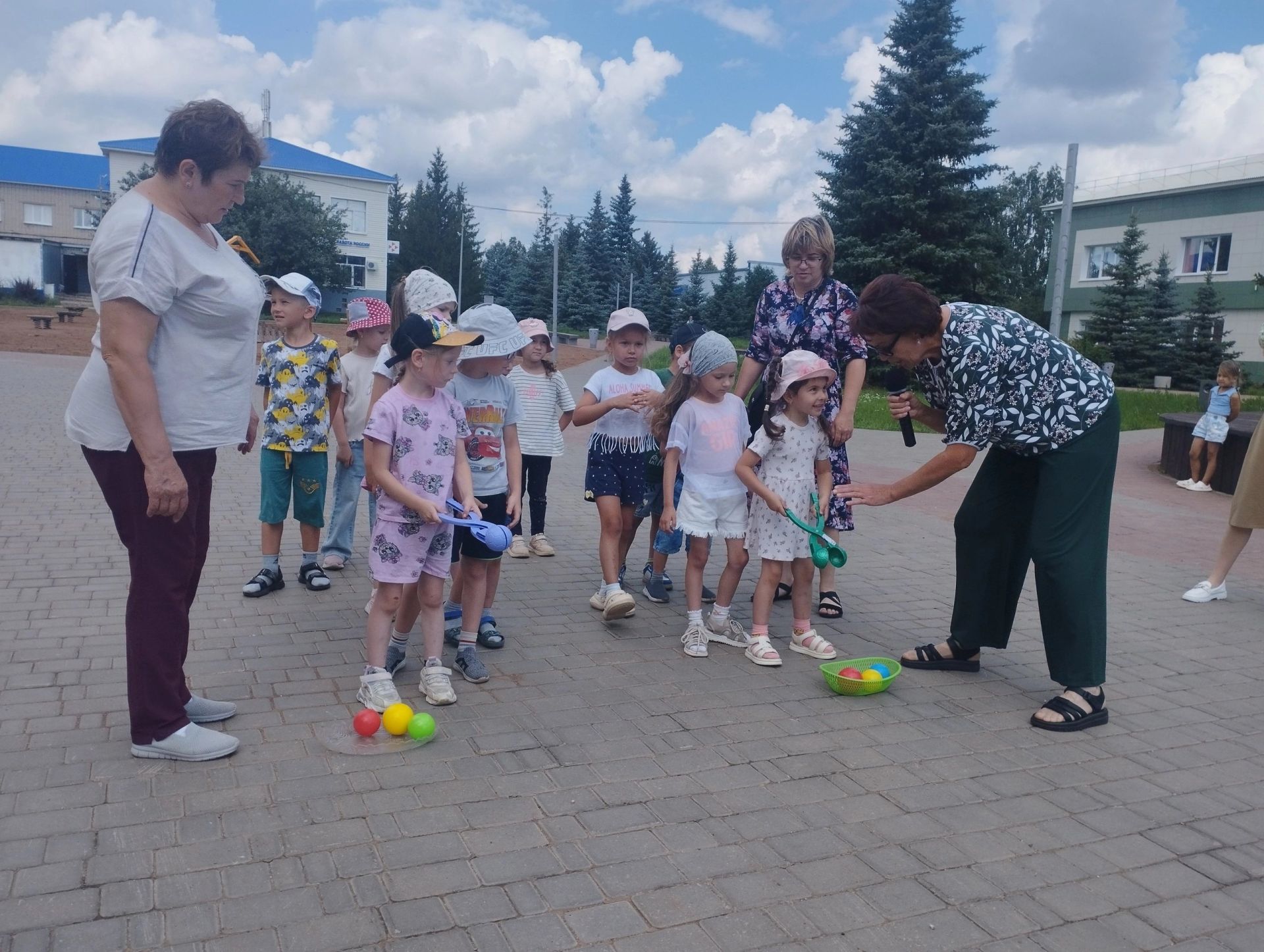 Балалар өчен күңелле уеннар оештырылды