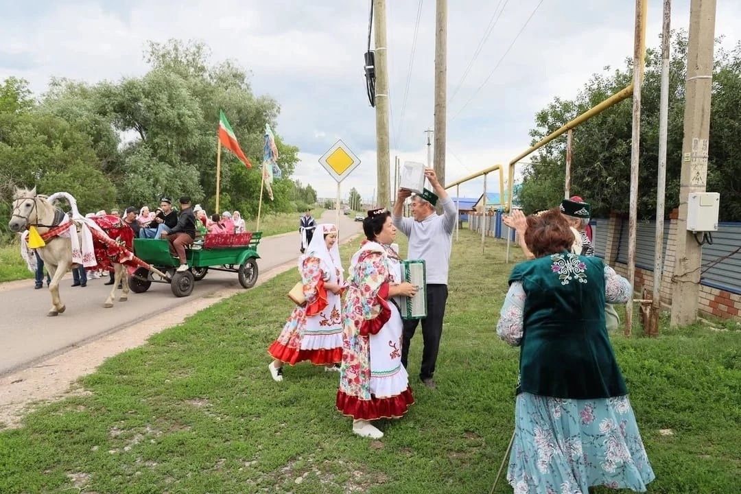 Яңа Минзәләбаш халкына «Бирнә җыю» йоласын үткәрделәр