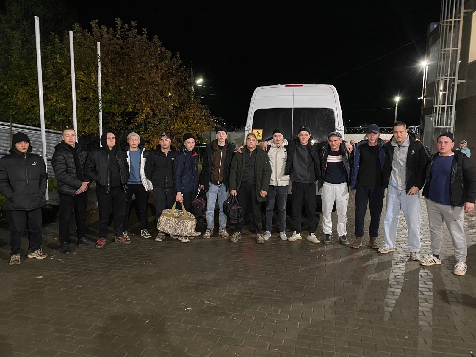 Районда көзге чакырылышның беренче «отправка»сы булды
