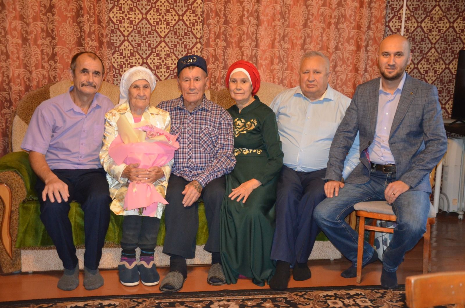 Рафаэль абый туксанда да тегү тегә
