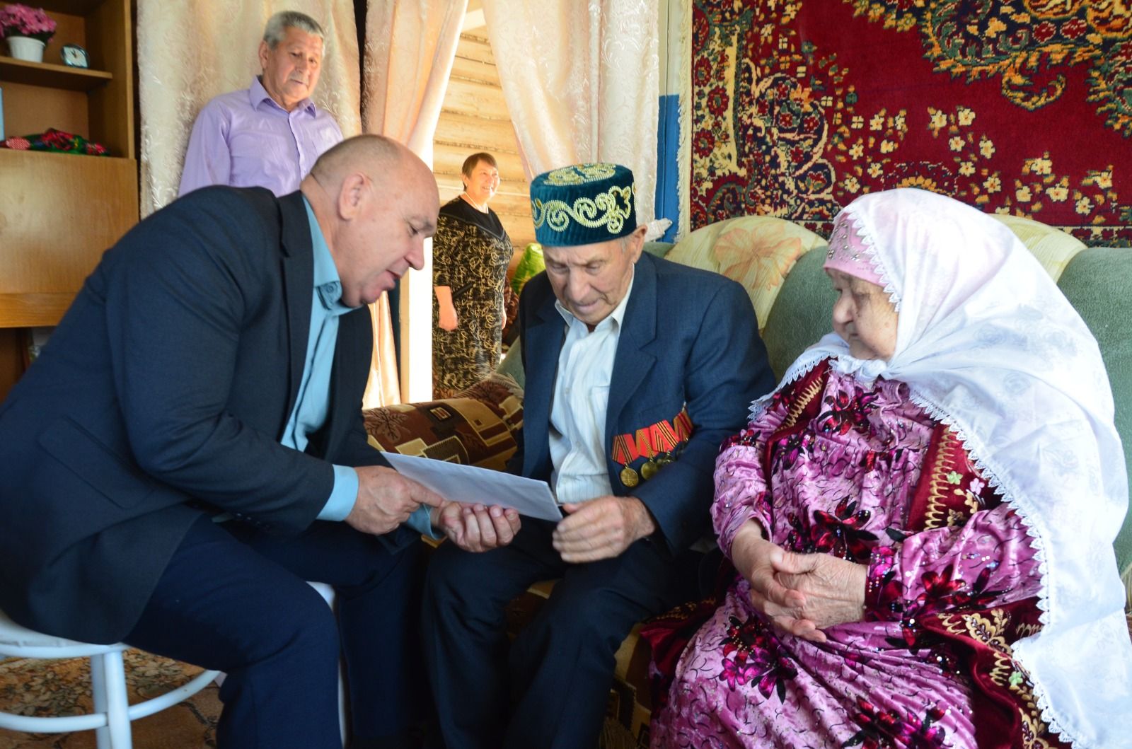 Нәбил абыйның хезмәт стажы 50 елдан артып китә