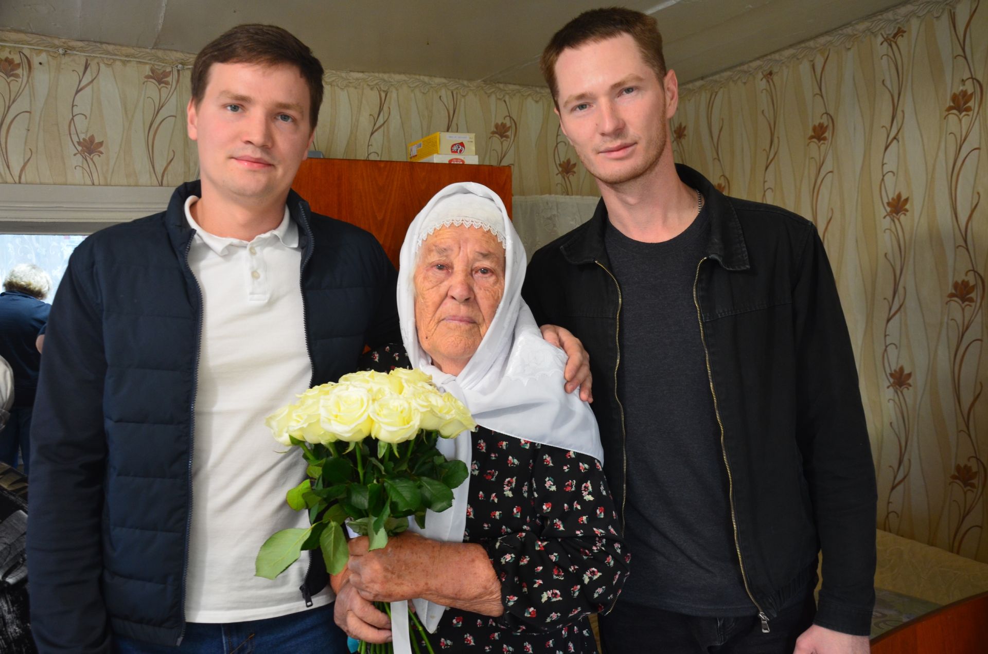 90 яшен тутырган Римма апа юбилеен үзе алып барды