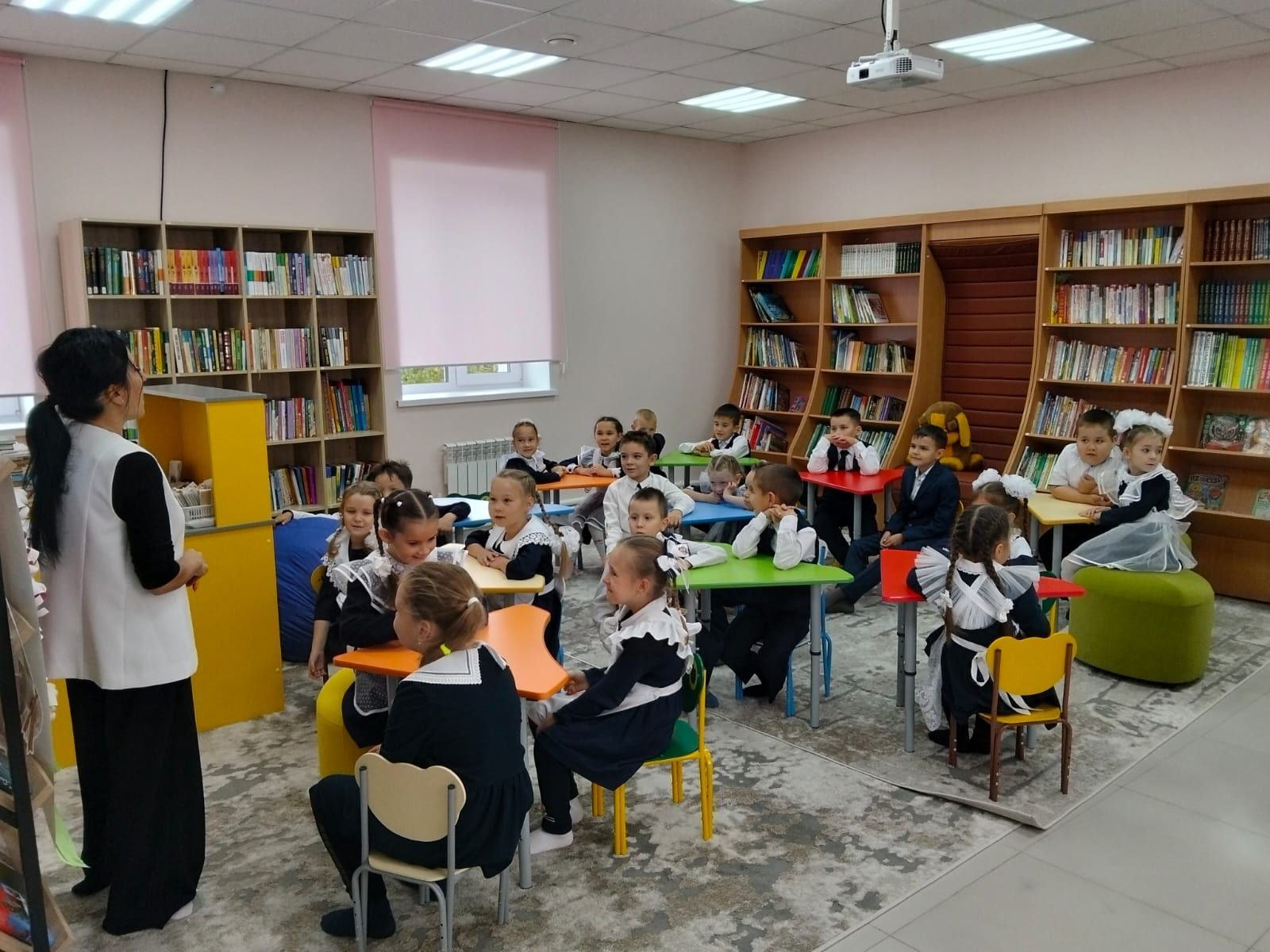 Первоклассники Сарманово открыли для себя мир книг