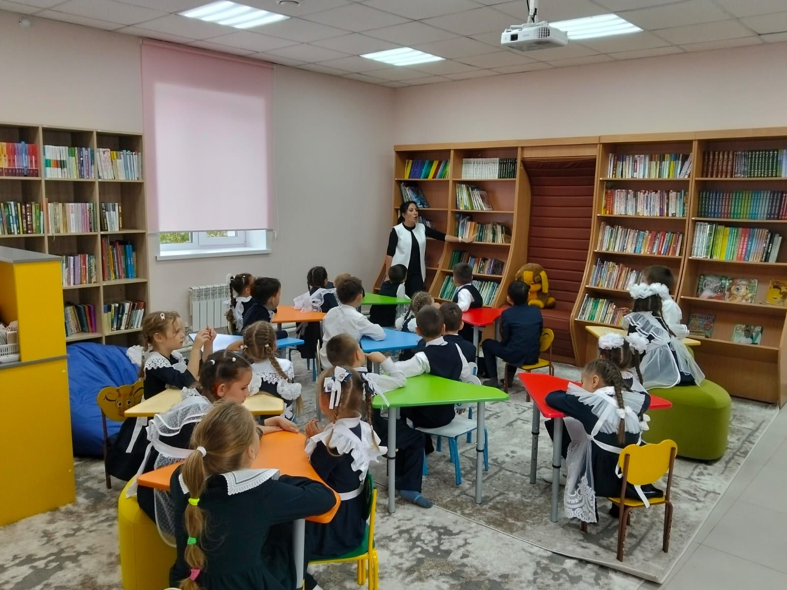 Первоклассники Сарманово открыли для себя мир книг